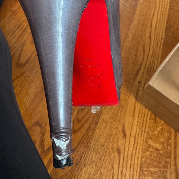 Christian Louboutin double platform patent pump - Picture 6 of 10